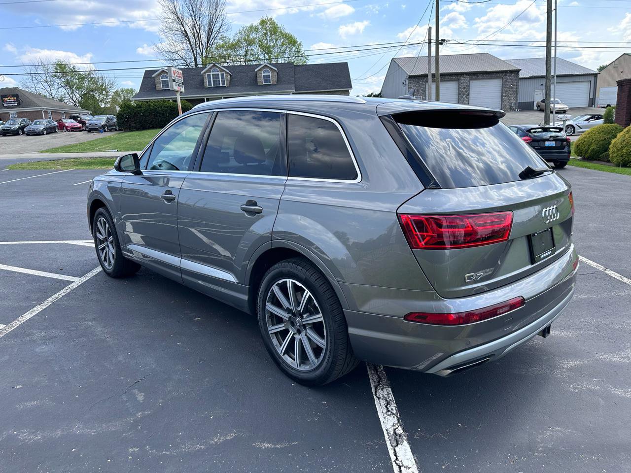 Used 2017 Audi Q7 2.0T Premium Plus w/ Premium Plus Package AWD/4WD image 6