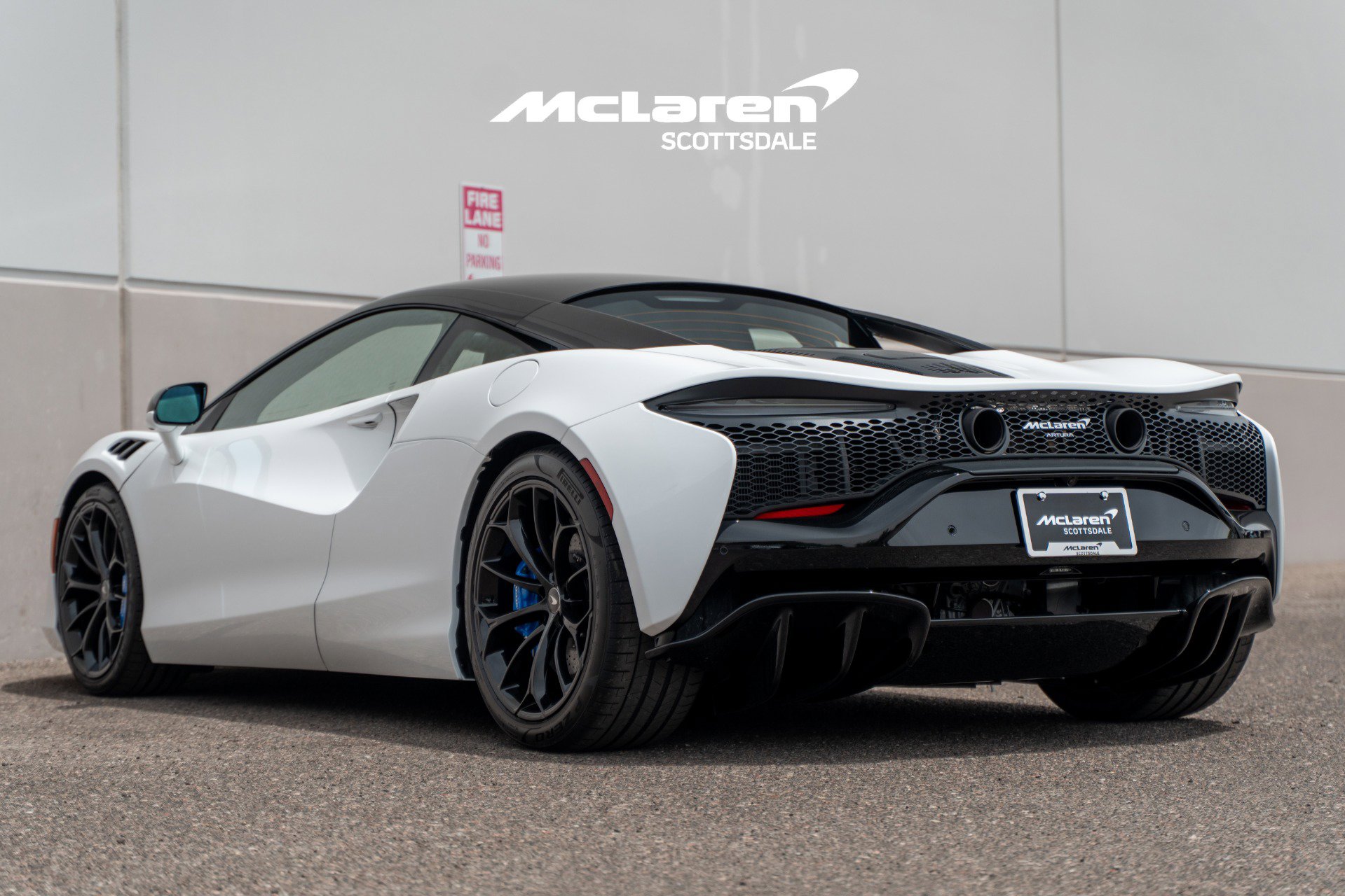 New 2026 McLaren Artura RWD image 5