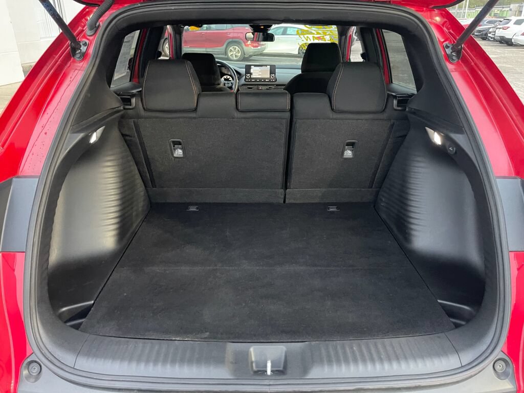 Certified 2025 Honda HR-V Sport image 24