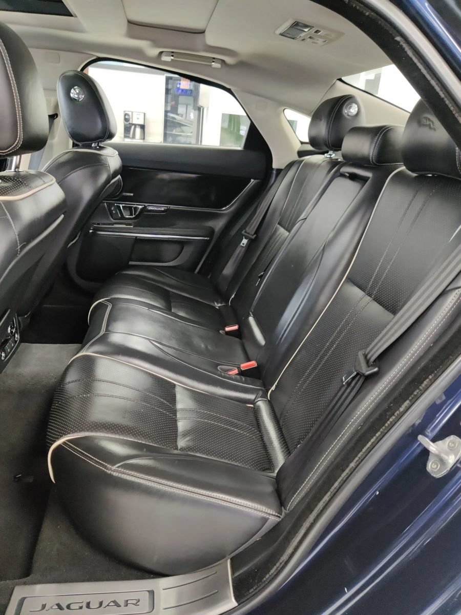 Used 2016 Jaguar XJ AWD/4WD image 25