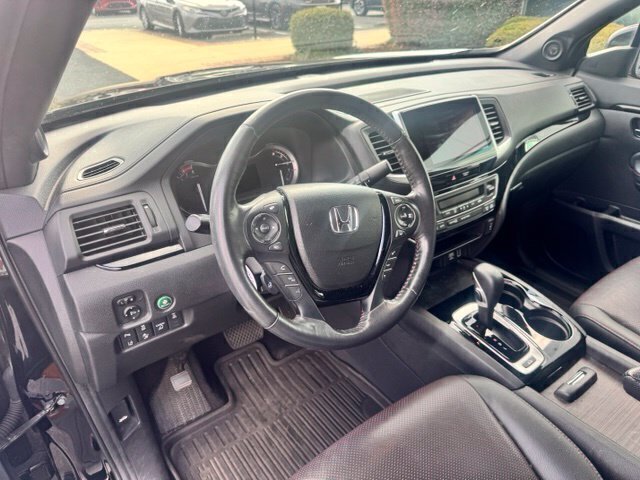 Used 2019 Honda Ridgeline Black Edition image 11