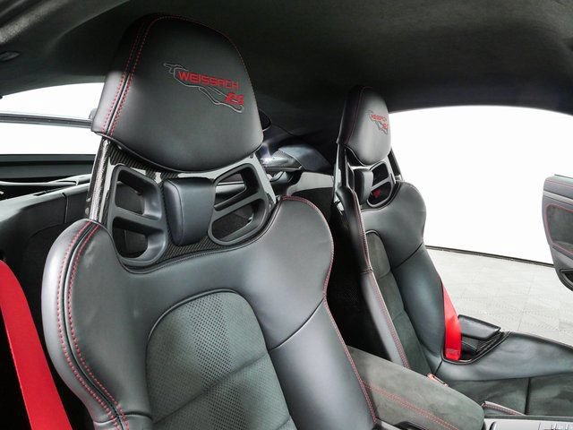 Certified 2025 Porsche 718 Cayman GT4 RS RWD image 18