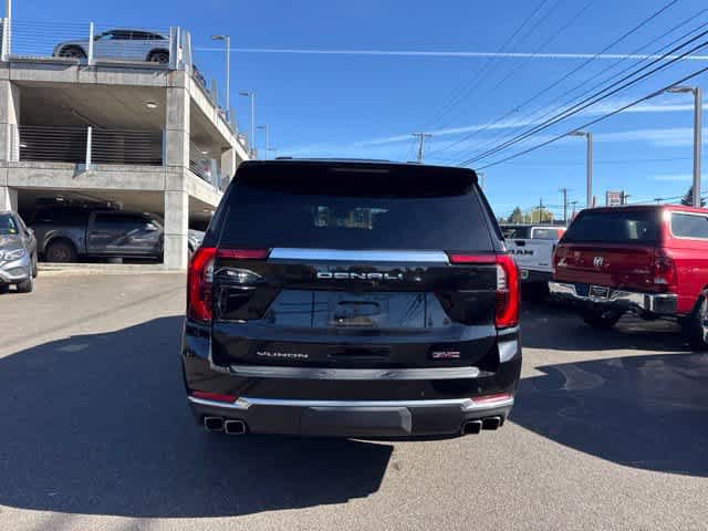 Used 2025 GMC Yukon XL Denali w/ Sun & Power Step Package AWD/4WD image 6
