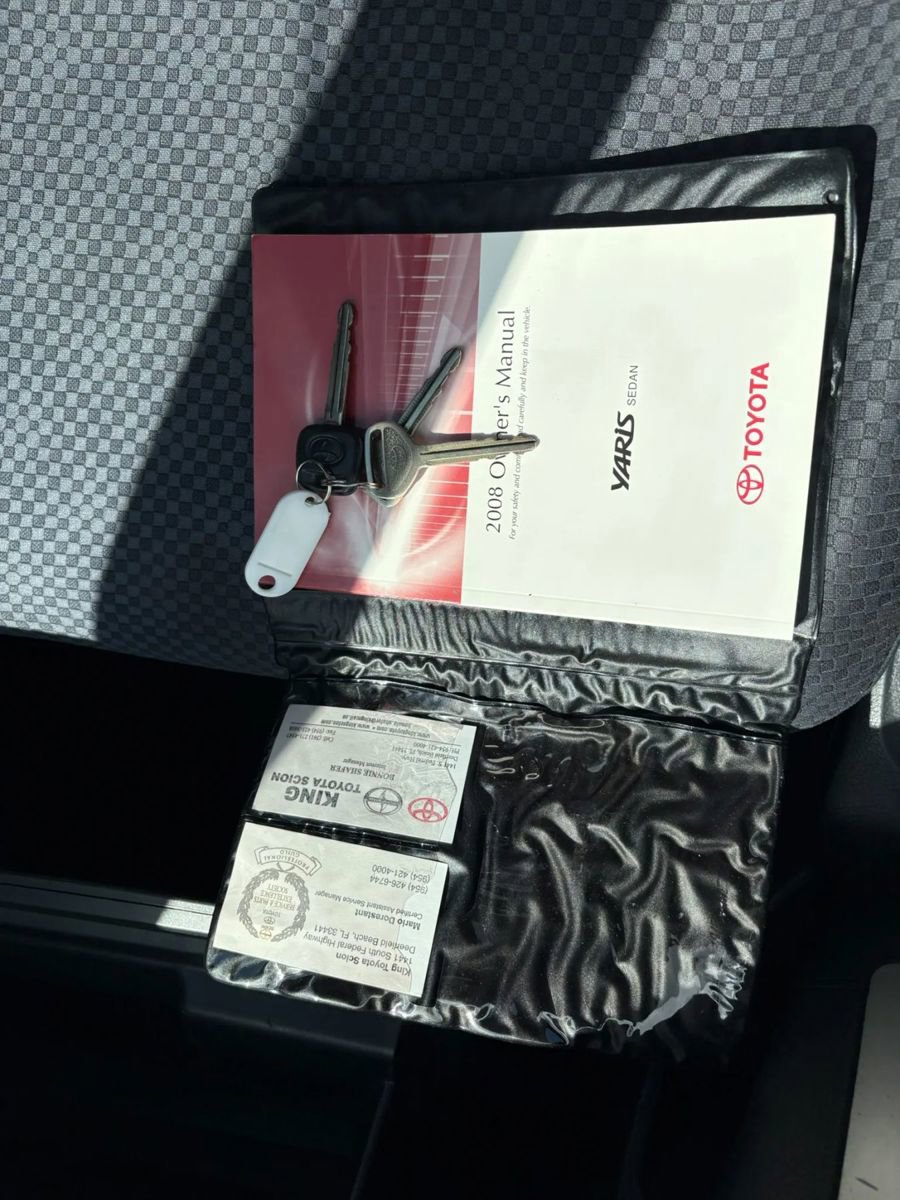 Used 2008 Toyota Yaris S FWD image 13