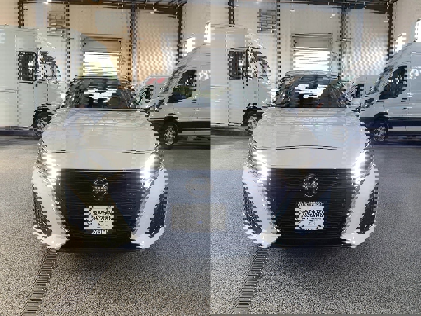 Used 2024 Nissan Altima 2.5 SV w/ SV Premium Package image 2