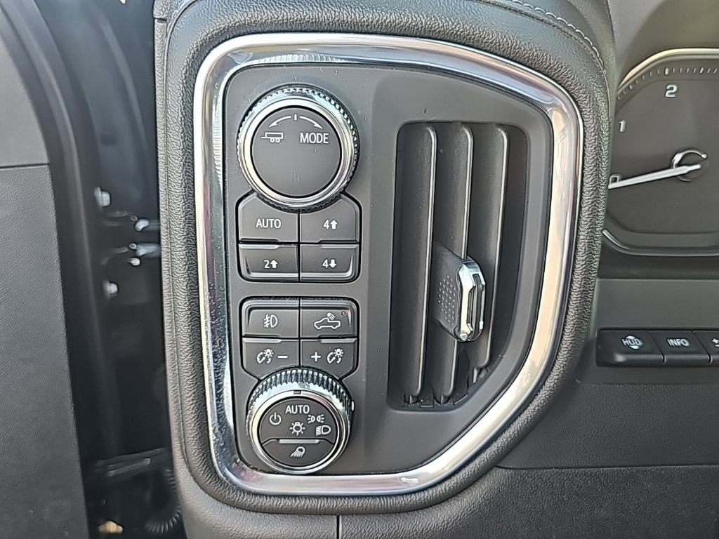 Used 2022 GMC Sierra 2500 Denali w/ Denali Ultimate Package image 17