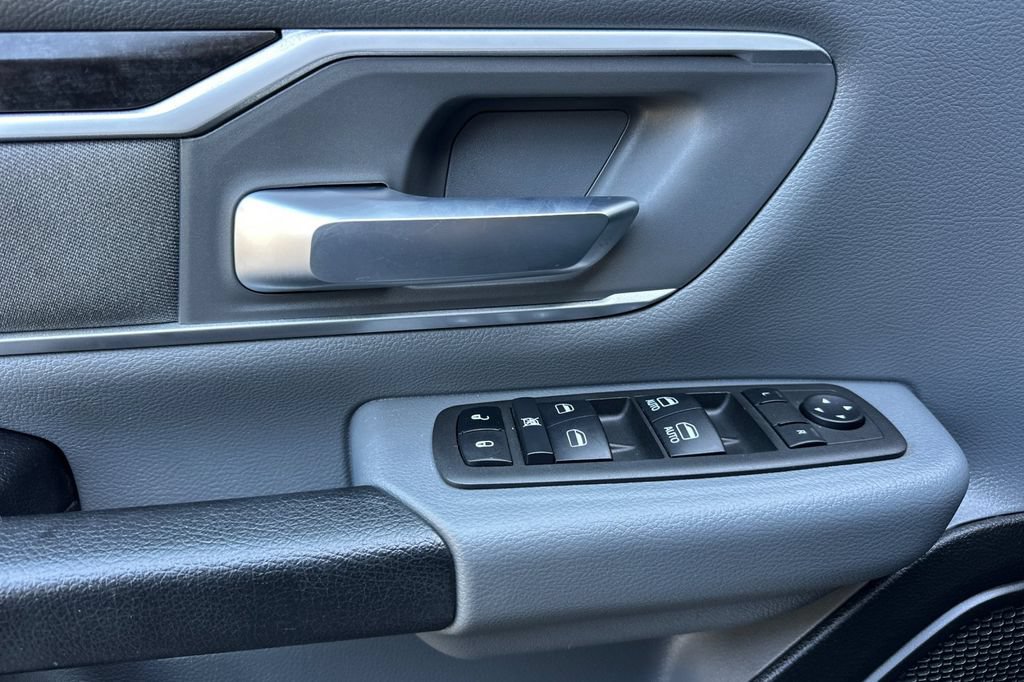 Used 2022 RAM 1500 Big Horn AWD/4WD image 11