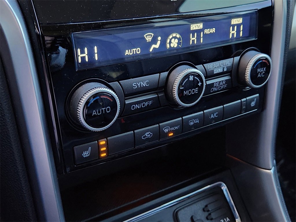 Used 2021 Subaru Ascent Limited w/ Technology Package image 15