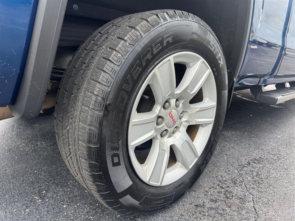 Used 2017 GMC Sierra 1500 SLE w/ SLE Value Package AWD/4WD image 10