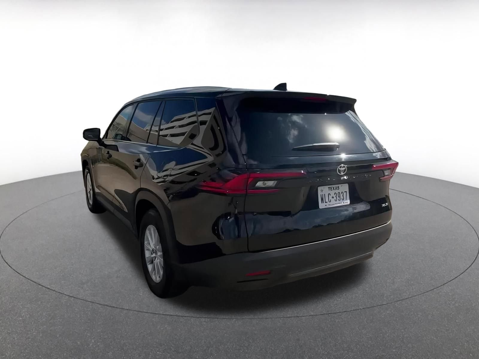 Used 2025 Toyota Grand Highlander FWD image 11