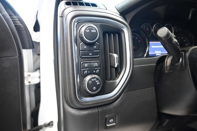 Used 2022 Chevrolet Silverado 3500 LT w/ Convenience Package AWD/4WD image 21