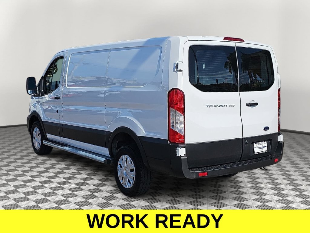 Used 2025 Ford Transit 250 Low Roof w/ Exterior Upgrade Package RWD image 5