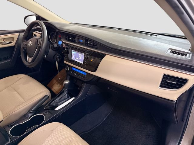 Used 2015 Toyota Corolla LE FWD image 27