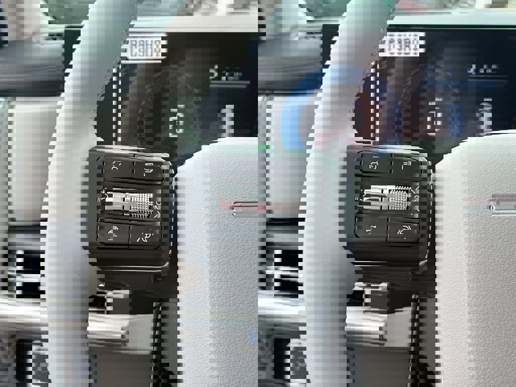 New 2026 Hyundai Santa Fe SE image 14