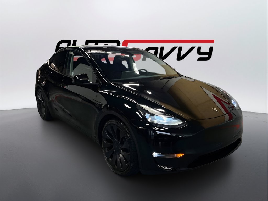 Used 2024 Tesla Model Y Performance AWD/4WD image 1