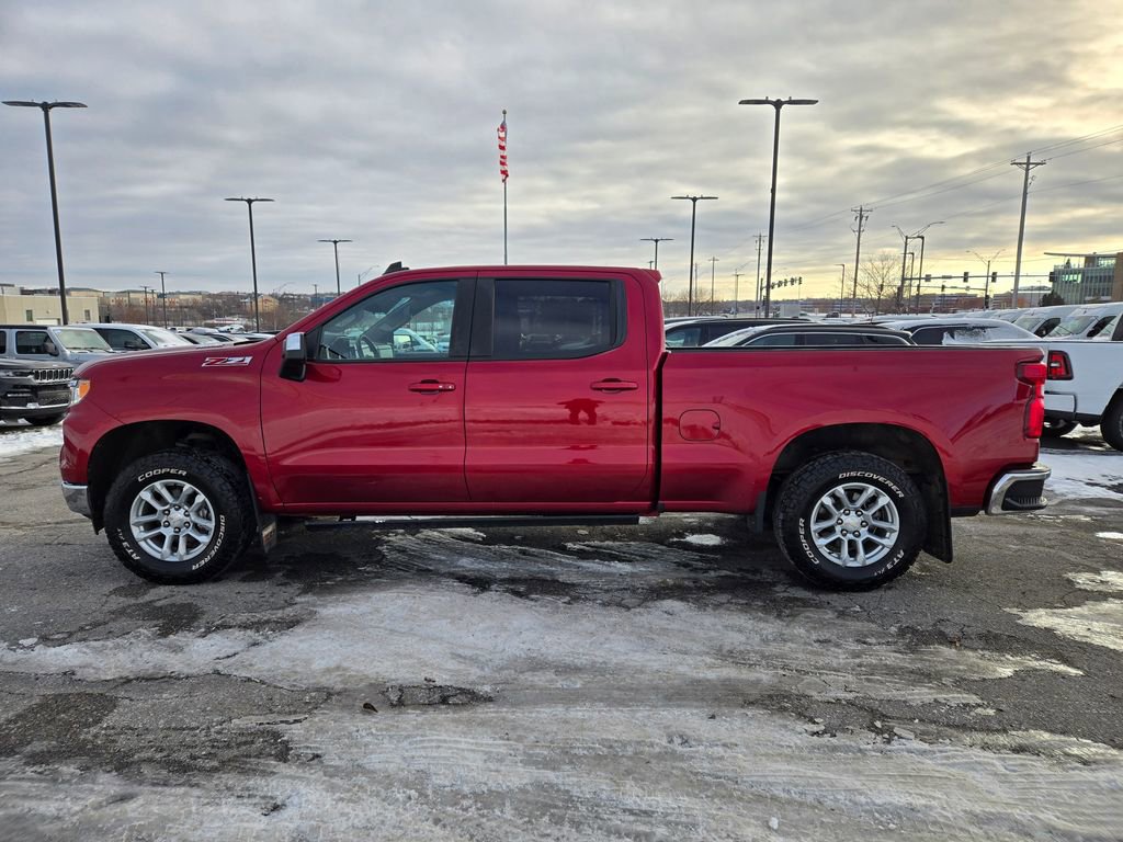 Used 2022 Chevrolet Silverado 1500 LT image 7