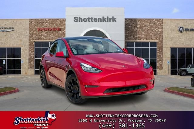 Used 2022 Tesla Model Y Long Range AWD/4WD image 1