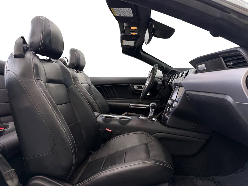 Used 2021 Ford Mustang Premium RWD image 17
