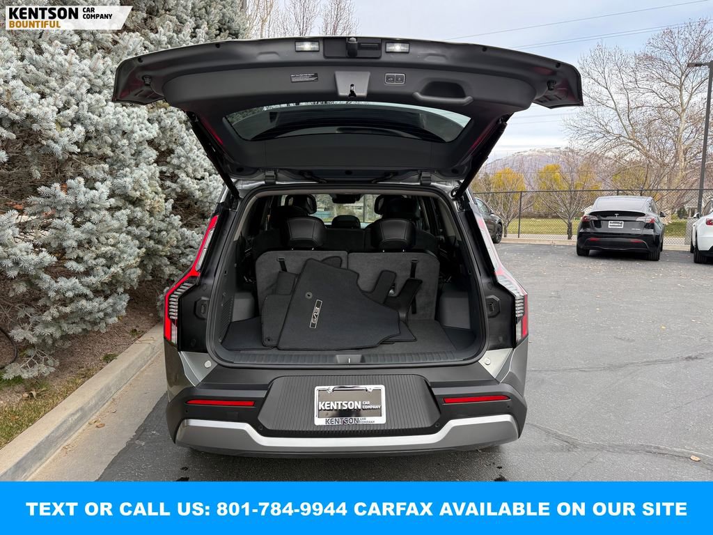 Used 2024 Kia EV9 Wind image 37