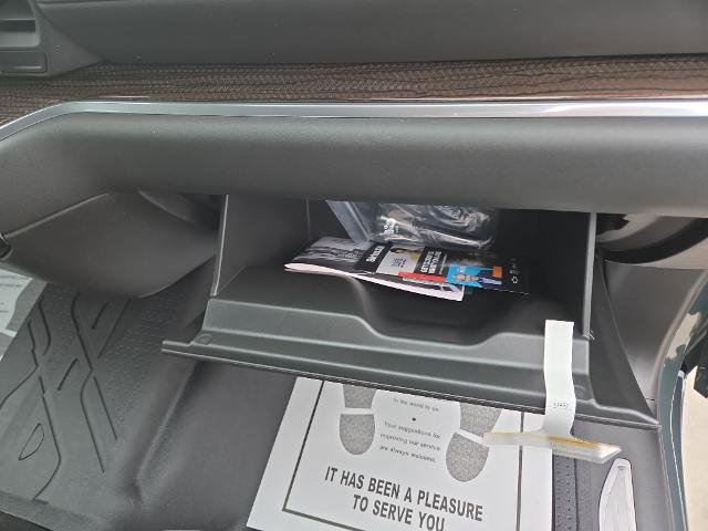 New 2026 Chevrolet Silverado 1500 LT w/ LPO, Dark Essentials Package image 23