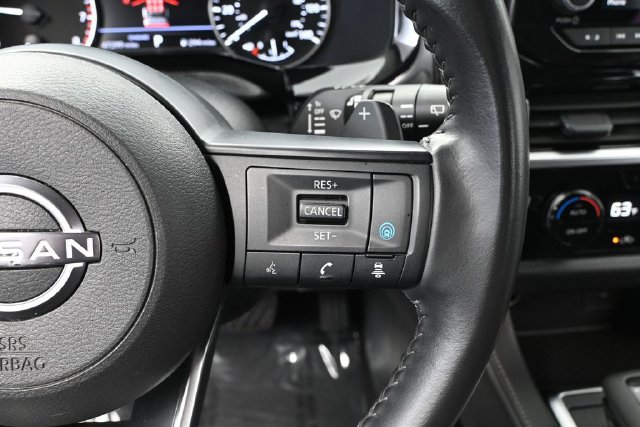 Used 2024 Nissan Pathfinder SV FWD image 22