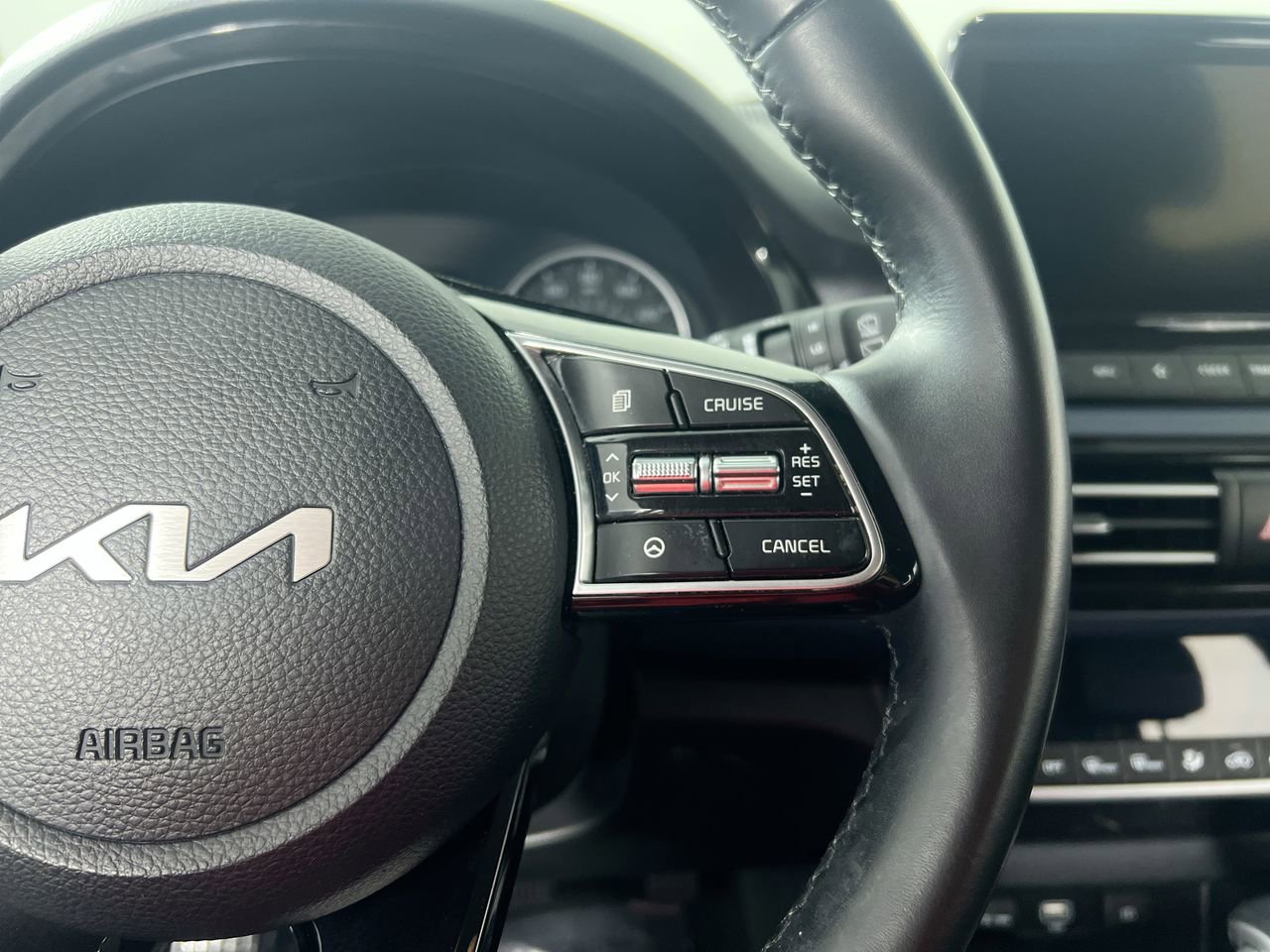 Certified 2023 Kia Seltos S w/ Navigation Package FWD image 18