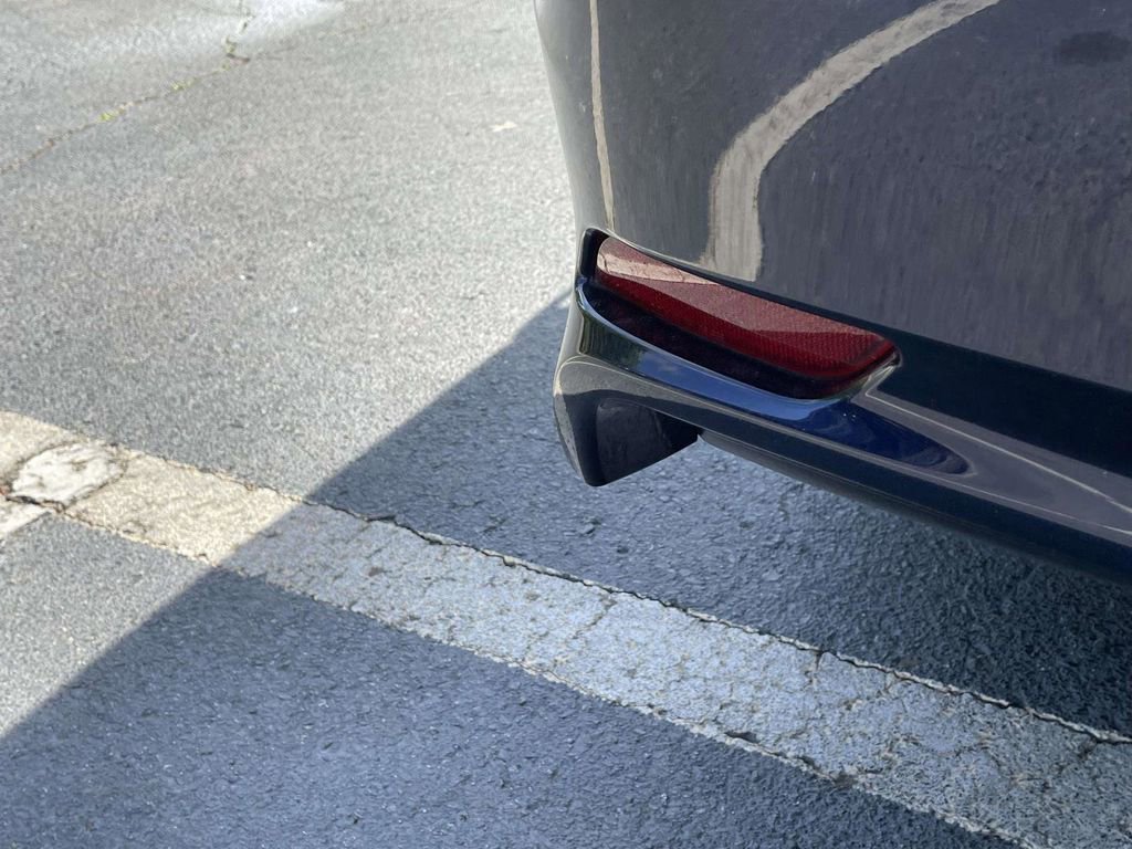 Used 2022 Toyota Camry SE w/ Convenience Package FWD image 13