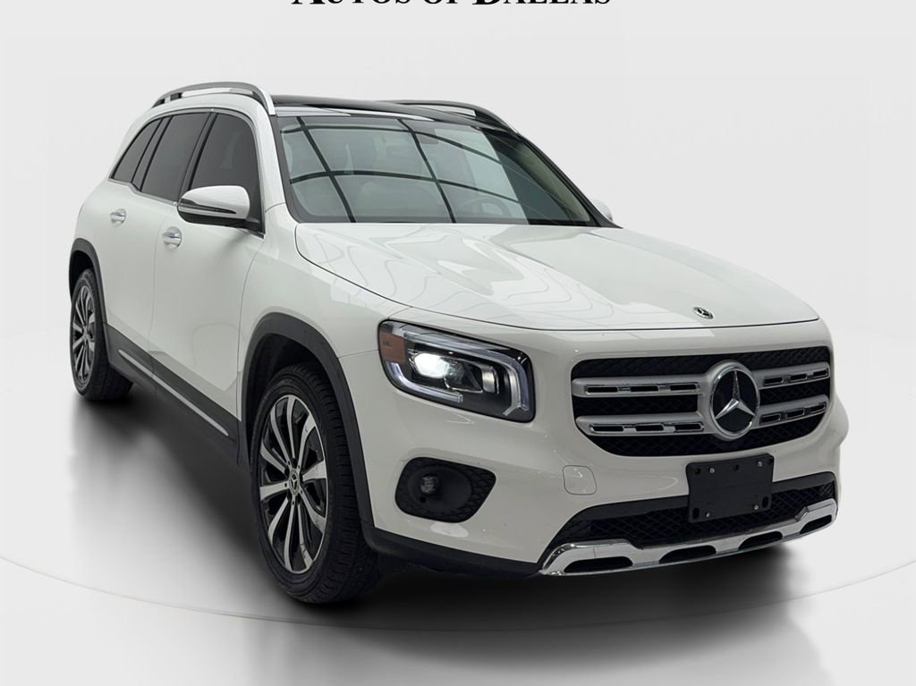 Used 2021 Mercedes-Benz GLB 250 image 2