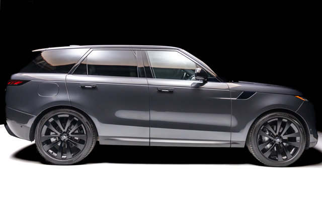 Used 2023 Land Rover Range Rover Sport SE AWD/4WD image 21
