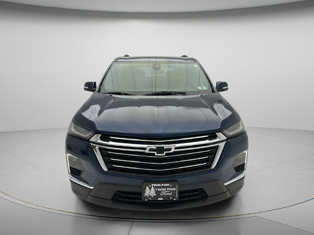 Used 2023 Chevrolet Traverse LT AWD/4WD image 2
