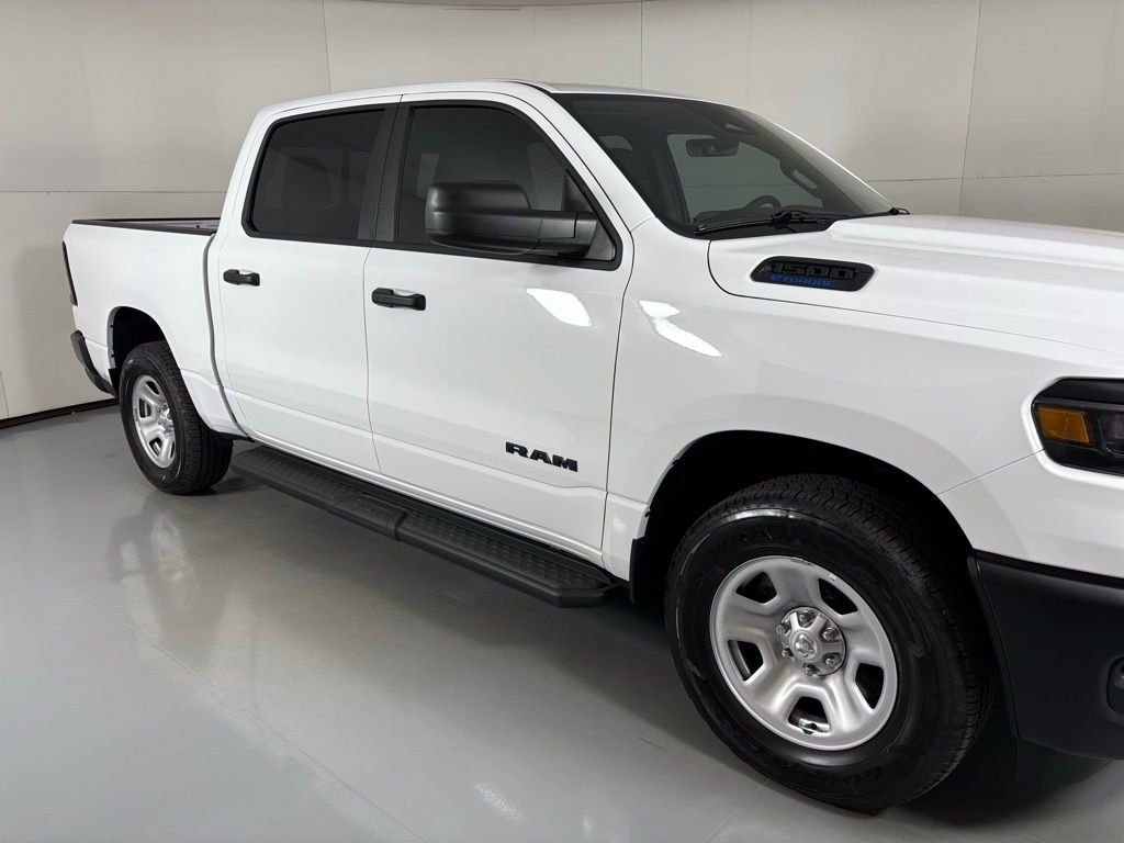 New 2025 RAM 1500 Tradesman AWD/4WD image 9