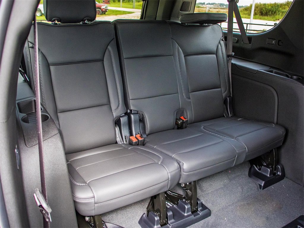 New 2025 GMC Yukon XL Denali image 23