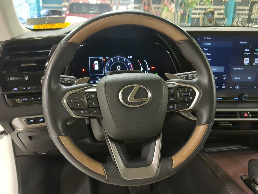 Used 2023 Lexus RX 350 Premium w/ Cold Area Package AWD/4WD image 2