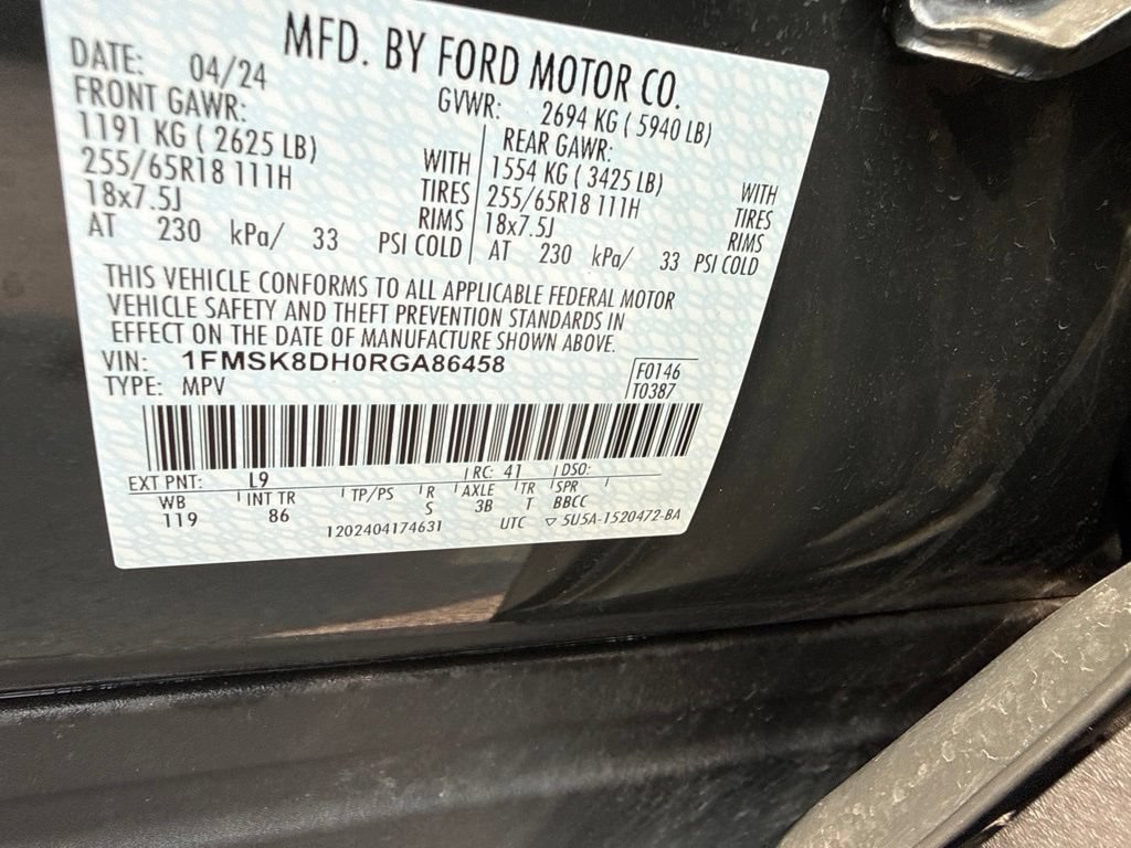 Used 2024 Ford Explorer XLT AWD/4WD image 10