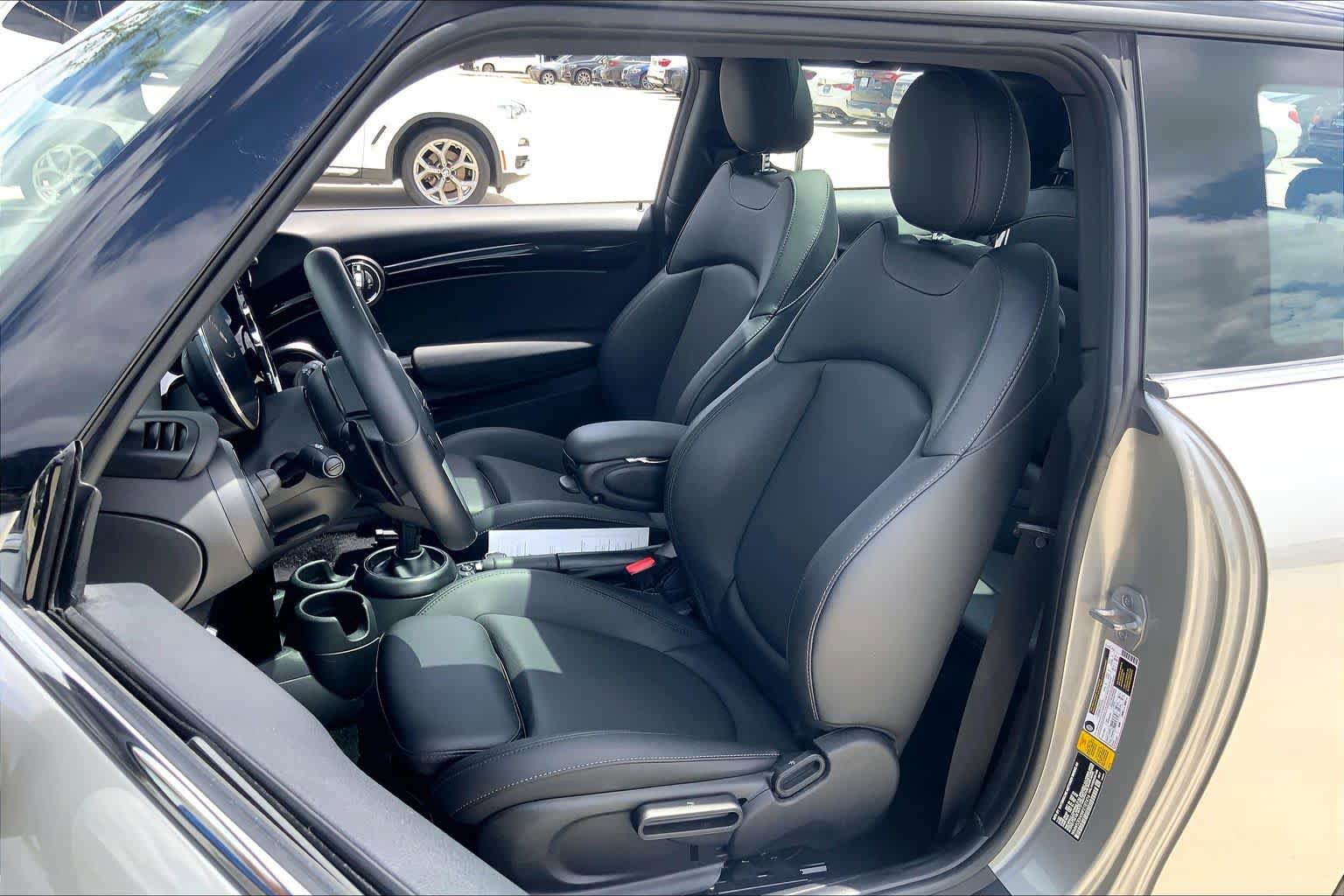 Used 2023 MINI Cooper S FWD image 7