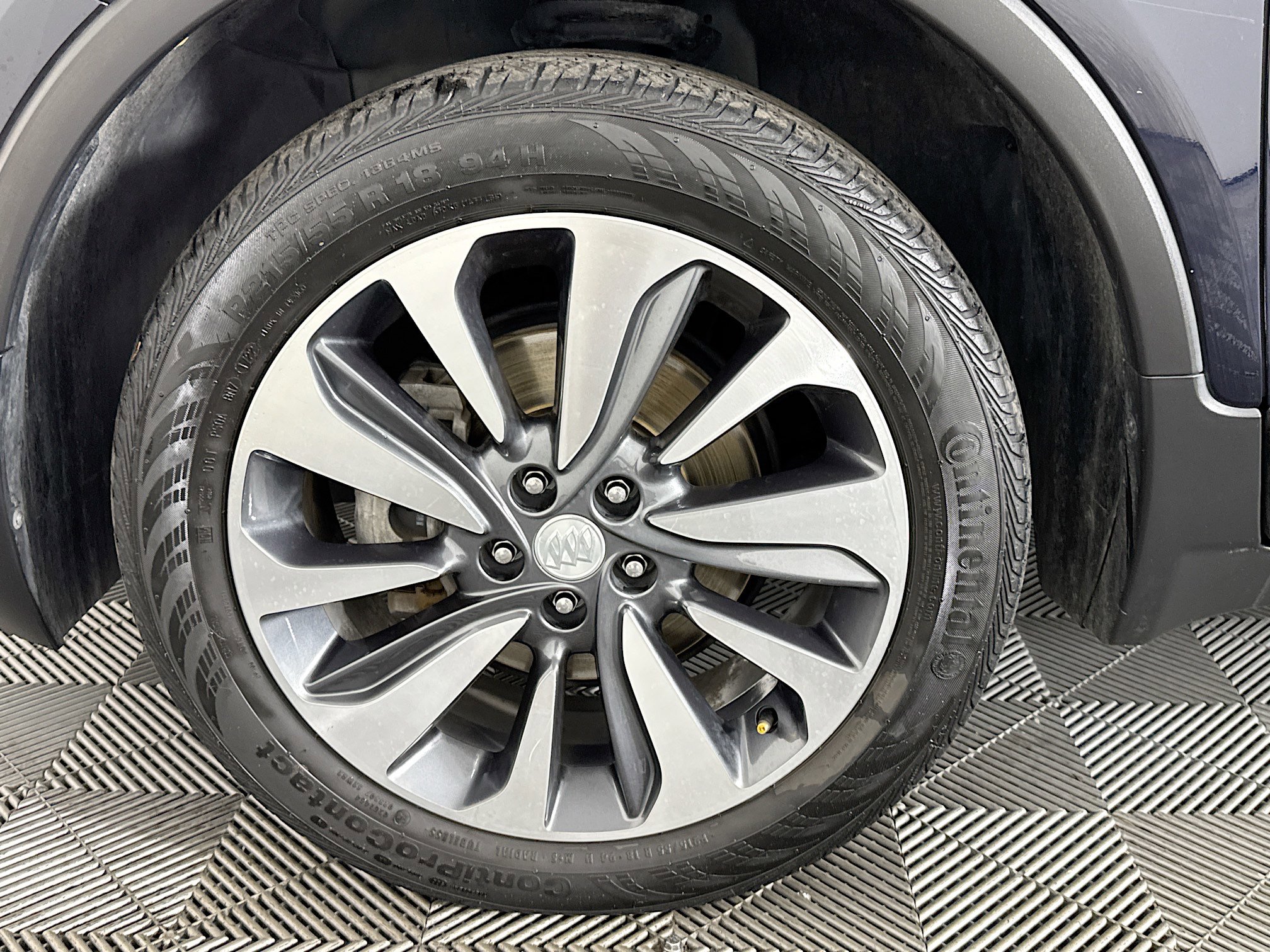 Used 2022 Buick Encore Preferred w/ Safety Package AWD/4WD image 37