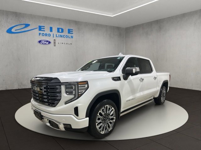 Used 2024 GMC Sierra 1500 Denali Ultimate image 2