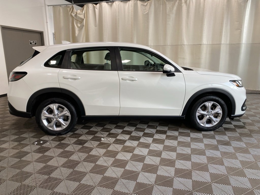 Used 2023 Honda HR-V LX image 8