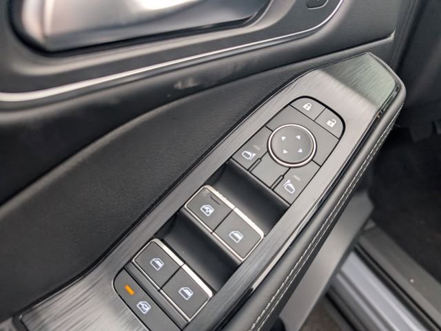 New 2026 Nissan Rogue Platinum image 16