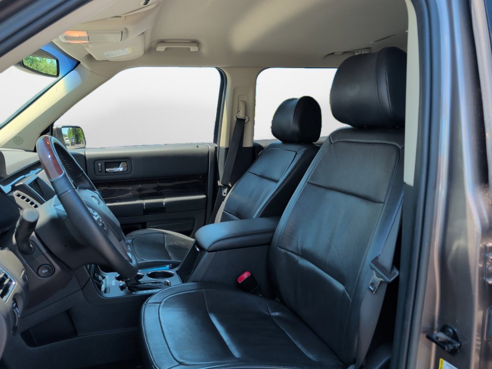 Used 2019 Ford Flex Limited AWD/4WD image 11