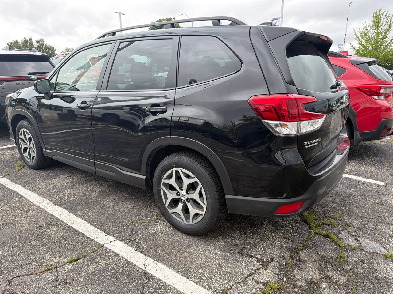 Used 2023 Subaru Forester Premium AWD/4WD image 5