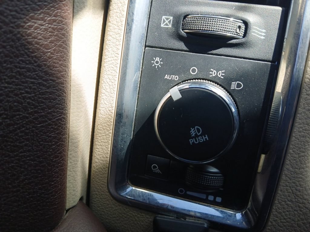 Used 2015 RAM 2500 Laramie w/ Convenience Group AWD/4WD image 21