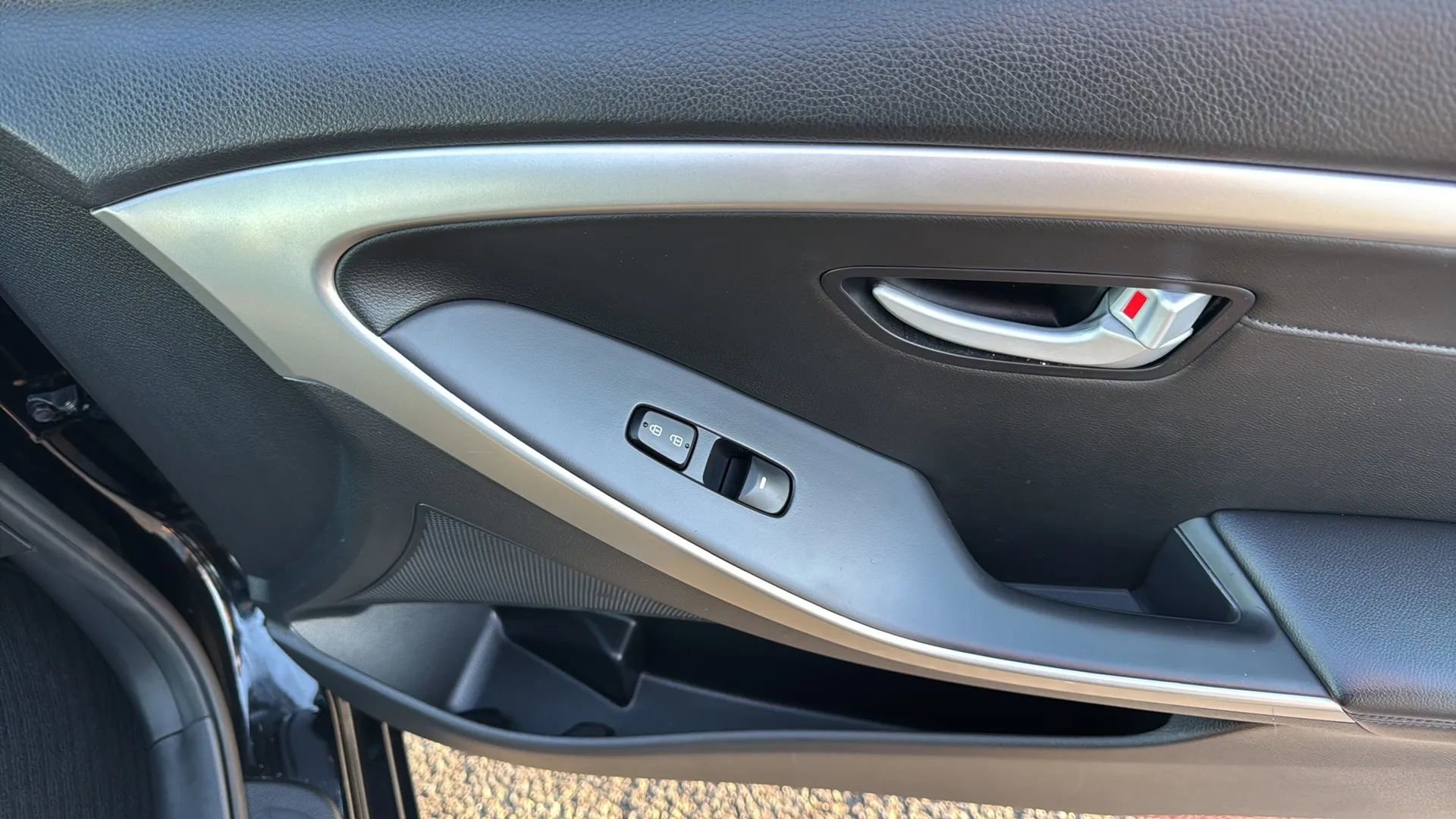 Used 2014 Hyundai Elantra GT w/ Option Group 02 image 19