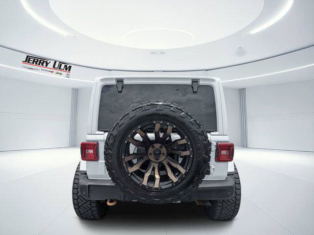 Used 2022 Jeep Wrangler Unlimited Rubicon AWD/4WD image 4