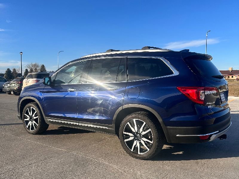 Used 2022 Honda Pilot Elite image 2