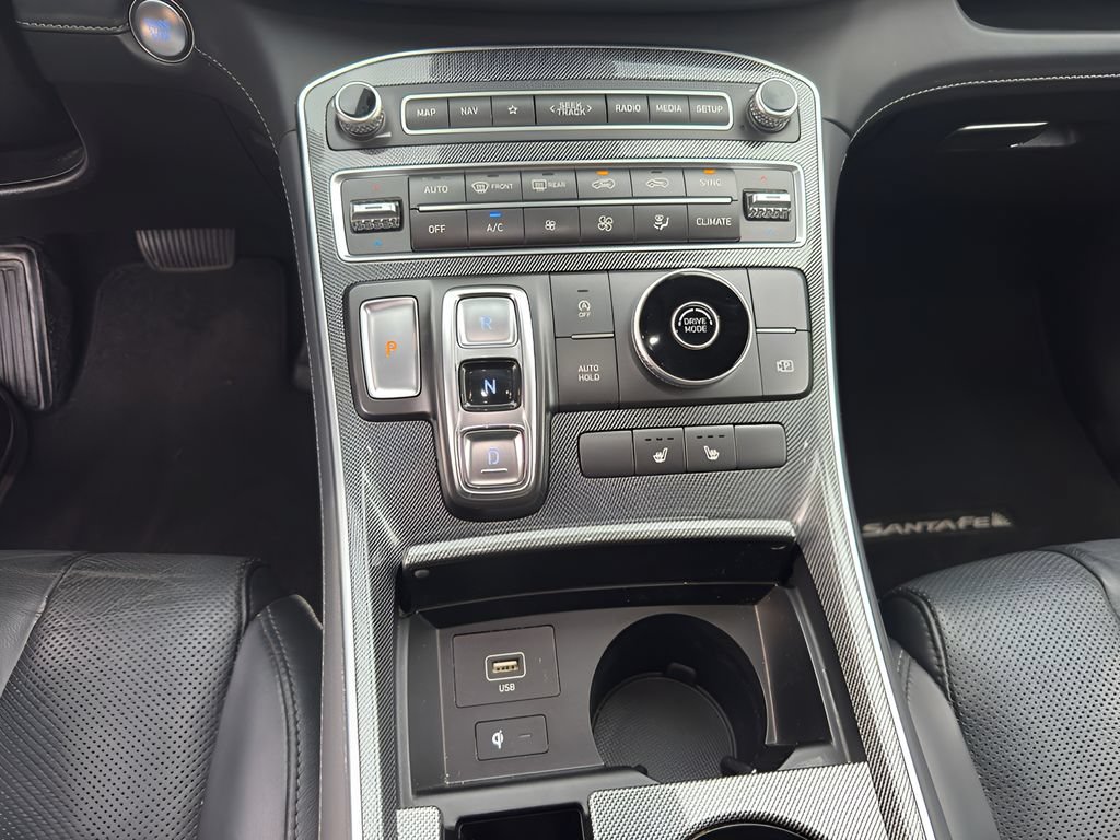Used 2022 Hyundai Santa Fe SEL w/ Convenience + Premium Package FWD image 17