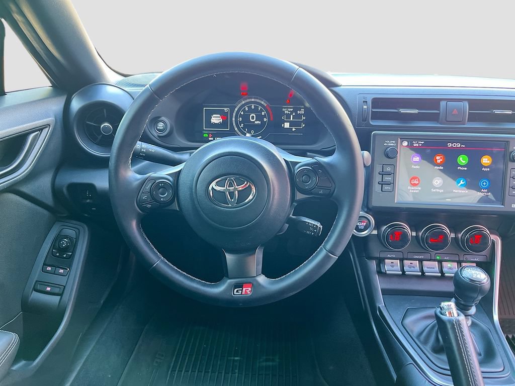 Used 2023 Toyota GR86 w/ ALL Weather Mat Package (TMS) RWD image 20