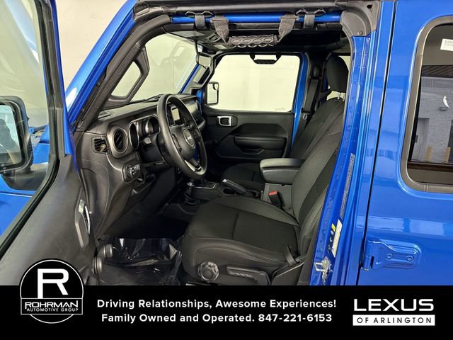 Used 2022 Jeep Gladiator Sport w/ Trailer Tow Package AWD/4WD image 5