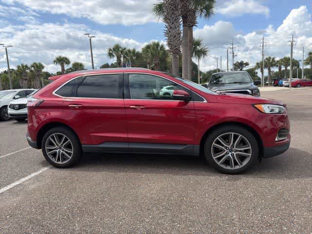 Used 2020 Ford Edge Titanium FWD image 11
