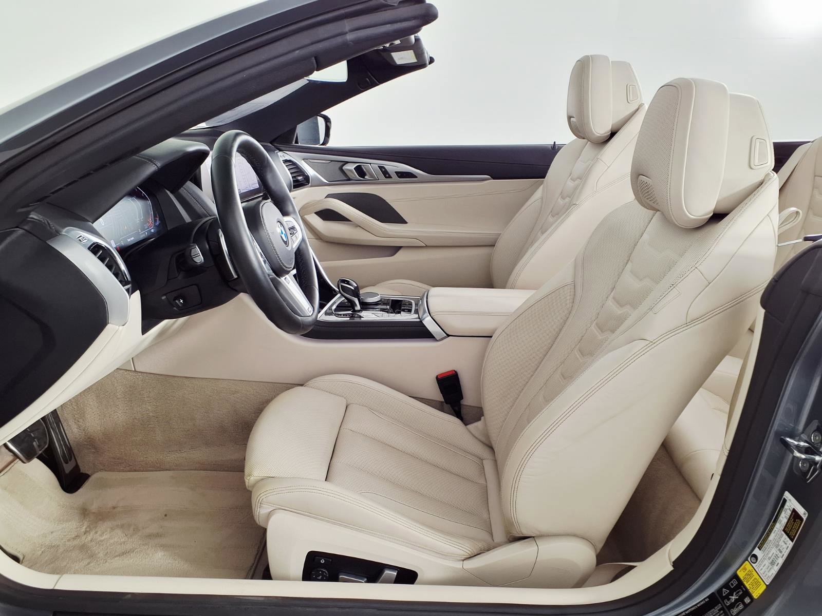 Used 2022 BMW 840i xDrive Convertible w/ Comfort Seating Package AWD/4WD image 16